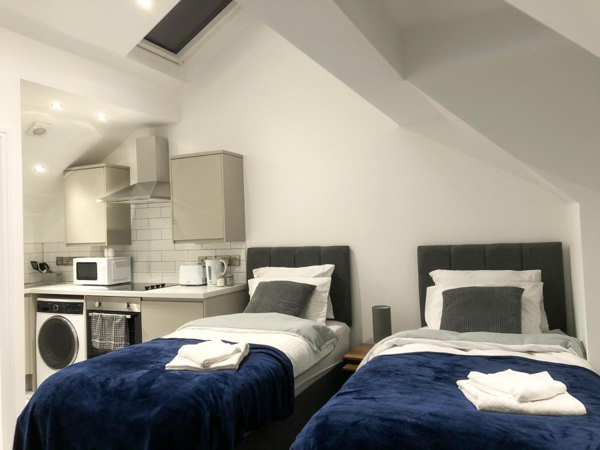 10Min To City - Free Parking - Private Studio - Contractor Friendly Mánchester Exterior foto